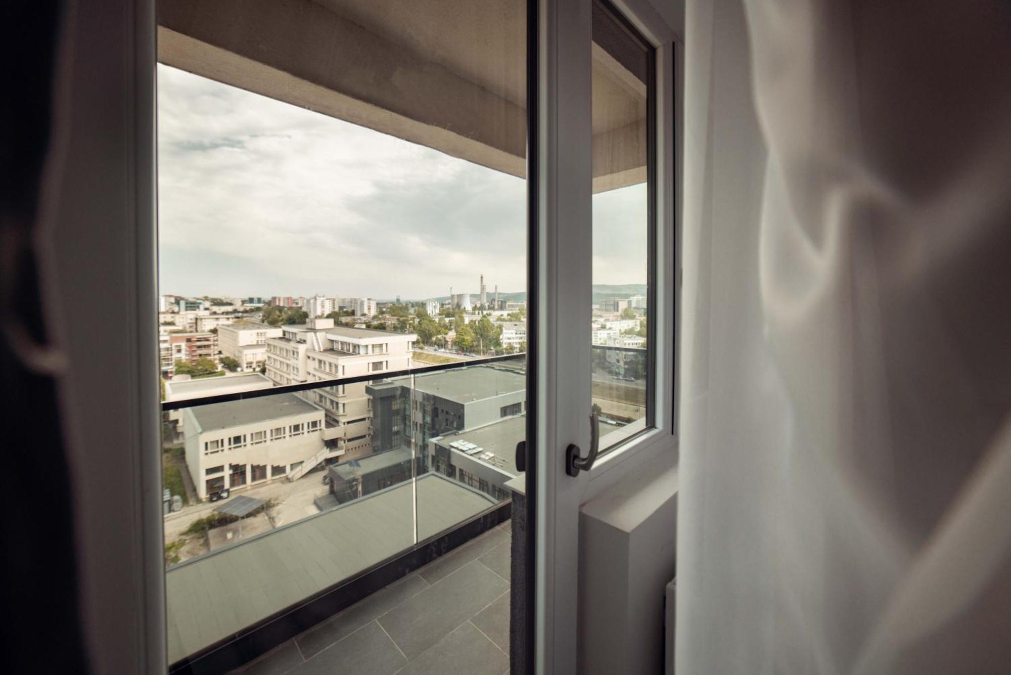 Cozycollection Apartments At Q Residence #6 雅西 外观 照片