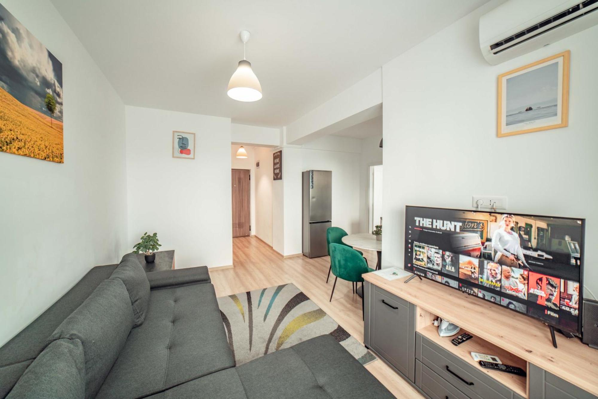 Cozycollection Apartments At Q Residence #6 雅西 外观 照片